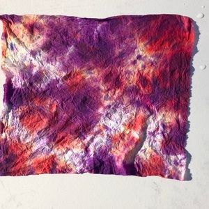 Tie dyed cloth